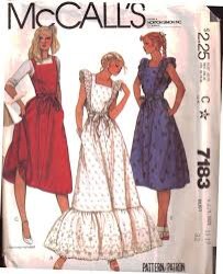 7183 MCCALLS 1980 BACK WRAP TIE JUMPER APRON,  RUFFLE OR NOT PATTERN 9-10 30.5"B